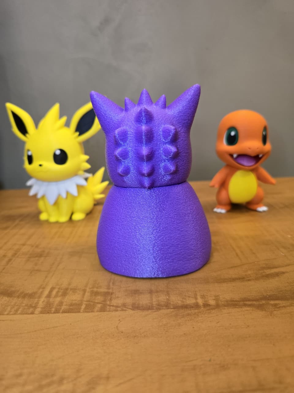Pikachu Fantasiado de Gengar