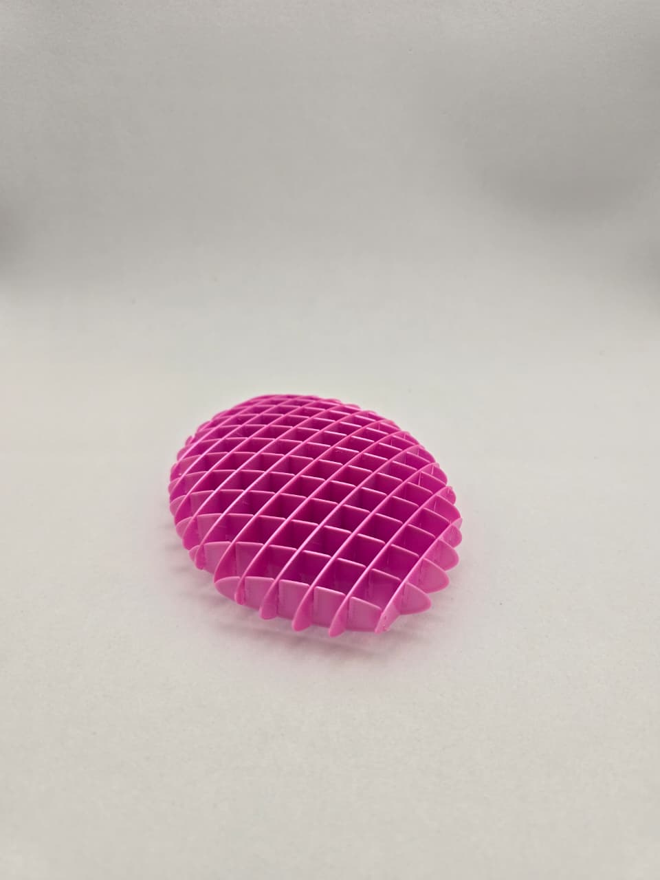 Esfera Sensorial Colmeia em Impressão 3D – Colecionável em PLA