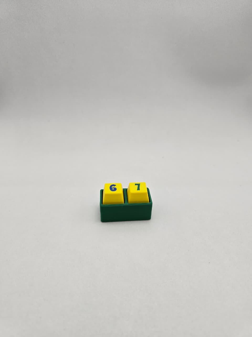 Brinquedo de Clique 67 em Impressão 3D – Sensorial Fidget em PLA