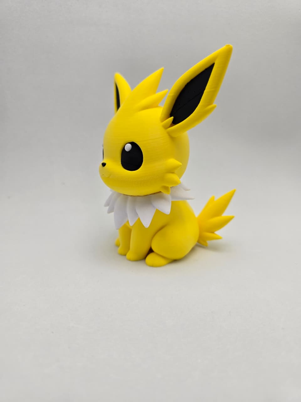 Jolteon Colecionável em Impressão 3D – Produzido em PLA Premium