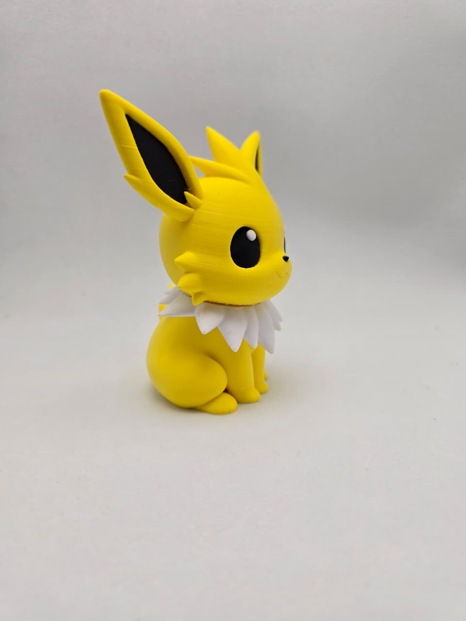 Jolteon Colecionável em Impressão 3D – Produzido em PLA Premium