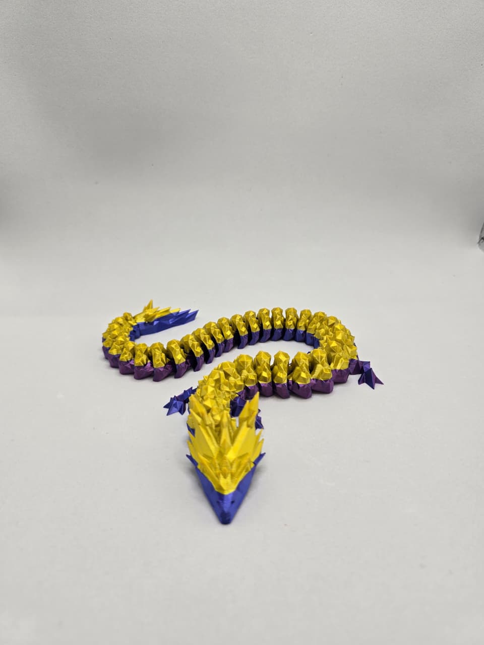 Dragão Cristal Duas Cores Articulado em Impressão 3D – Colecionável em PLA Premium