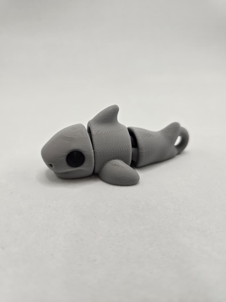 Chaveiro Tubarão Articulado em Impressão 3D – Colecionável em PLA